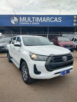 TOYOTA HILUX 2.8 D-4D TURBO DIESEL CHASSI 4X4 MANUAL